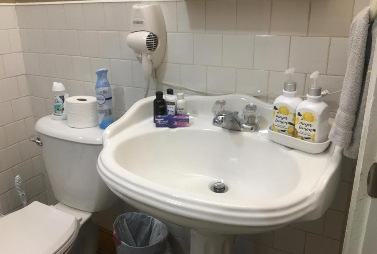 Just Like Being At Home- Newly Renovated Unit North Troy 외부 사진