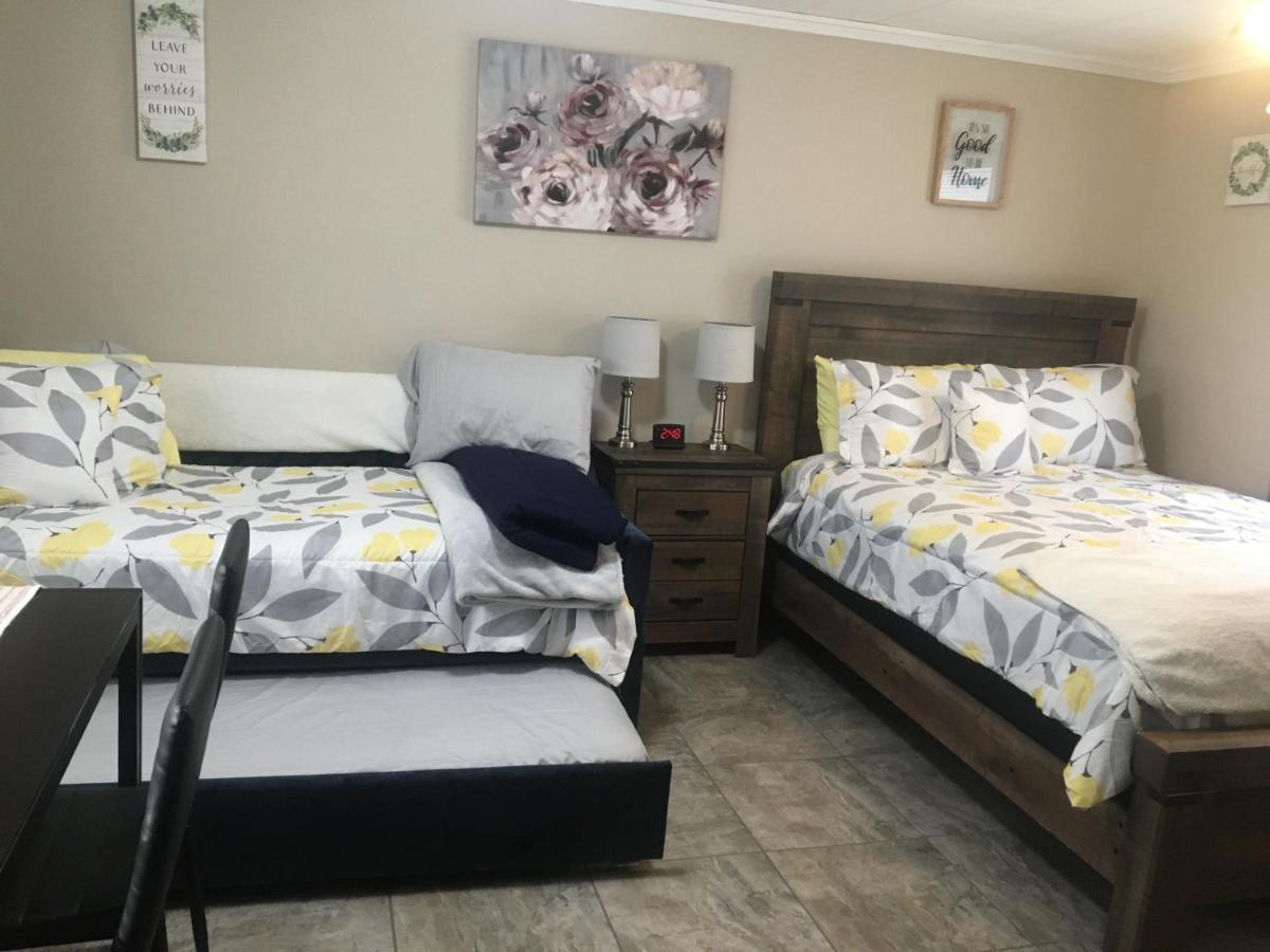 Just Like Being At Home- Newly Renovated Unit North Troy 외부 사진
